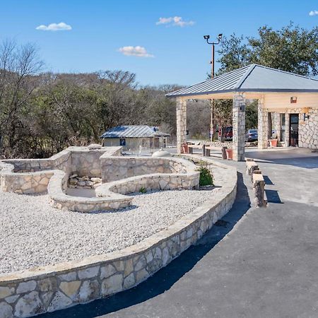 River Oak Inn Bandera Εξωτερικό φωτογραφία