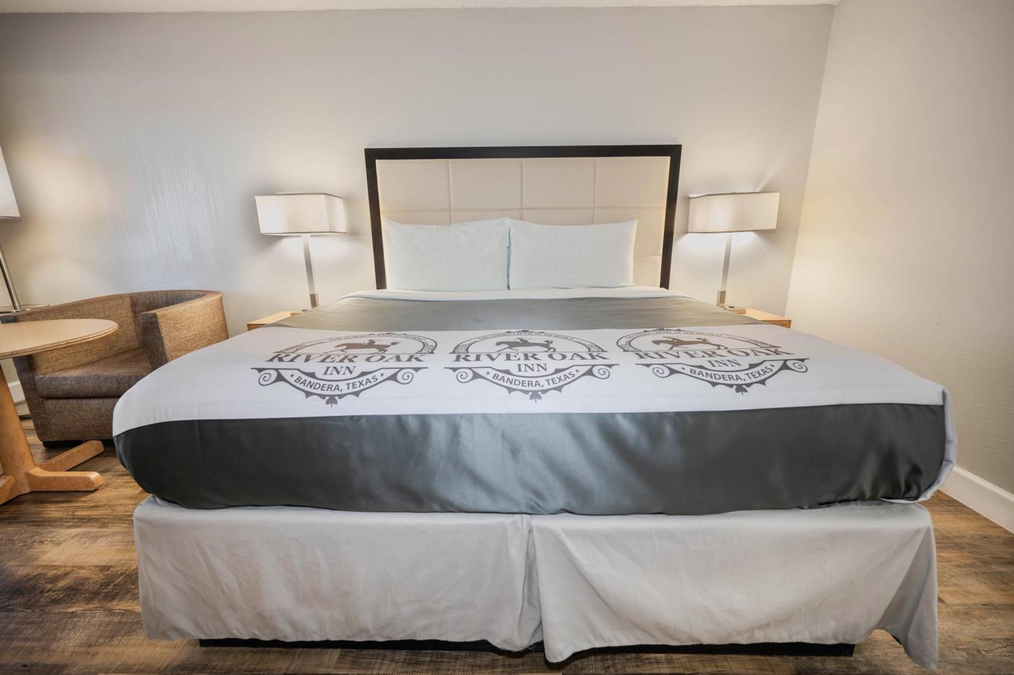 River Oak Inn Bandera Εξωτερικό φωτογραφία