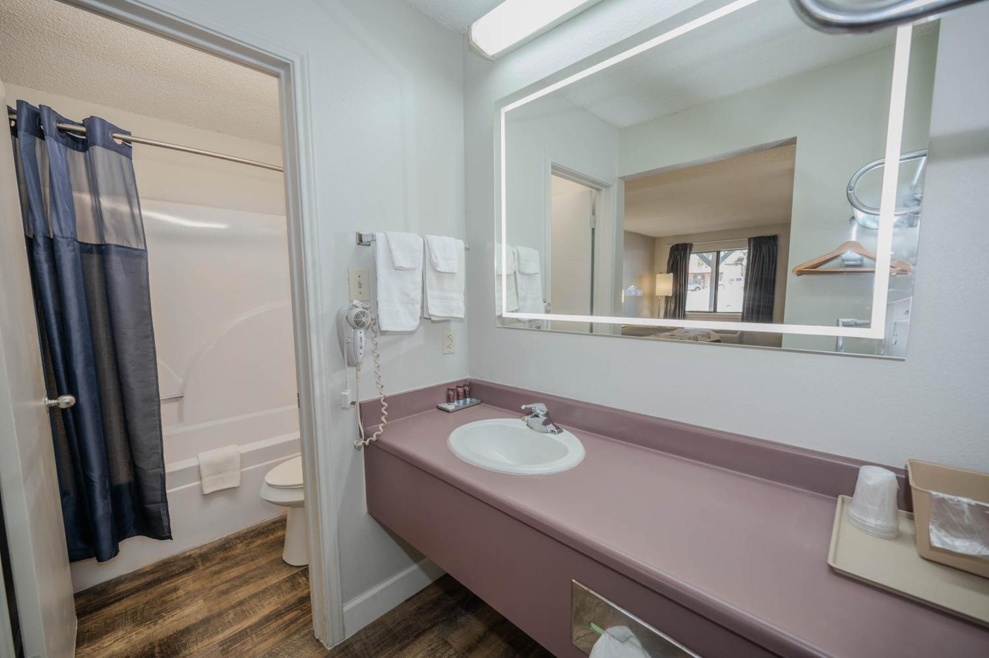 River Oak Inn Bandera Εξωτερικό φωτογραφία